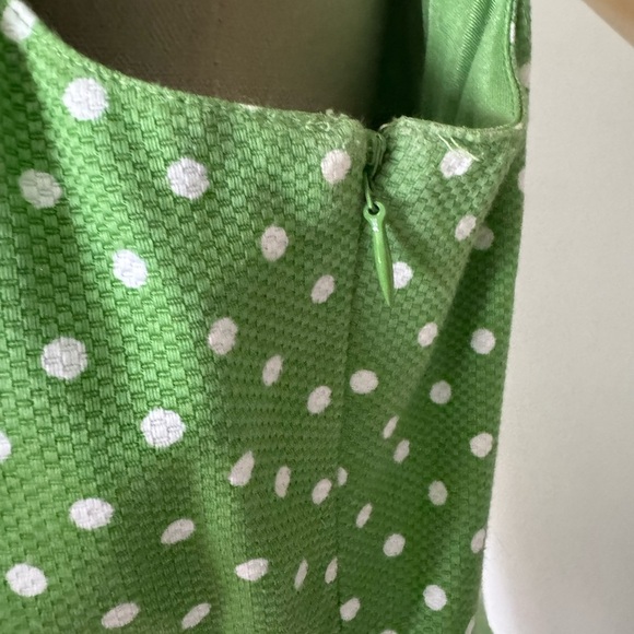 Tahari Green Polka Dot cotton Dress. Ptp 20” lenght 39” - Picture 8 of 13